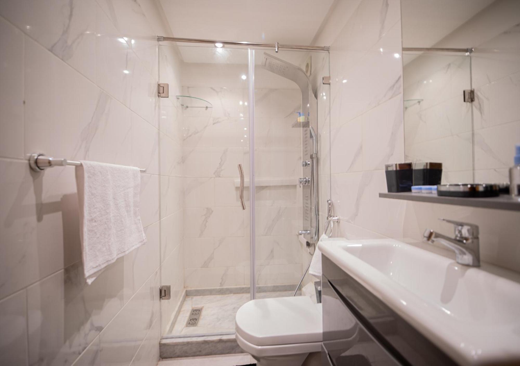 R101- Cosy And Stylish Apartment With King Size Bed- Belvedere Casablanca Exteriör bild